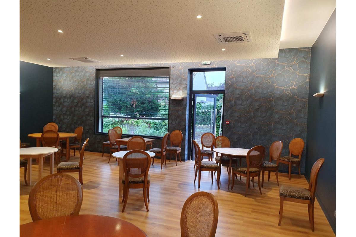 Eclairage restaurant Pose de panneaux led